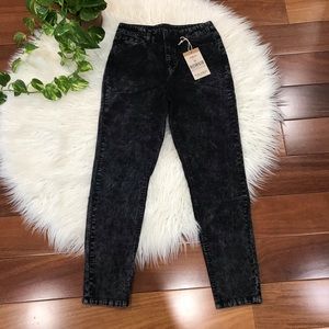 New🌿Acid Black Cord Hight Rise Skinny Jeans